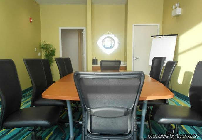 Springhill Suites By Marriott Grand Forks Extérieur photo
